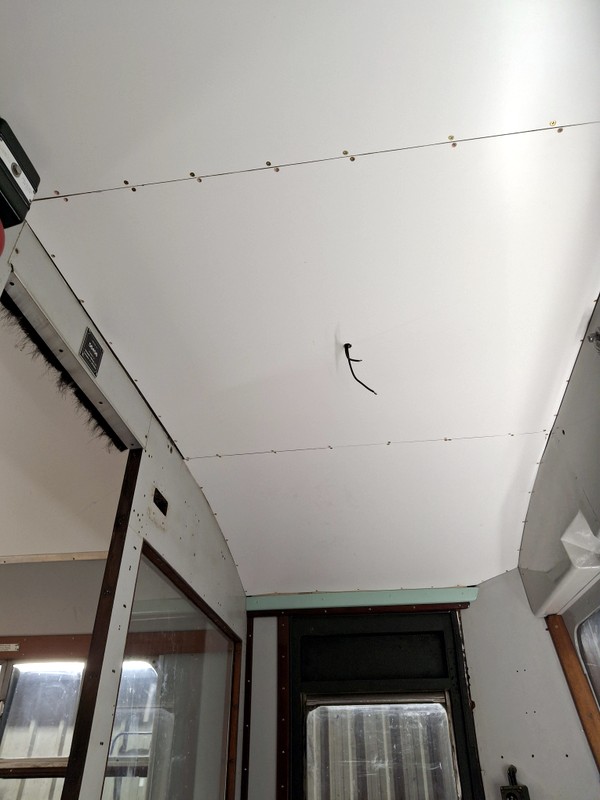 Class 105: New cab ceiling