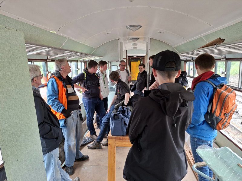 Class 100: Inside trailer car 56097