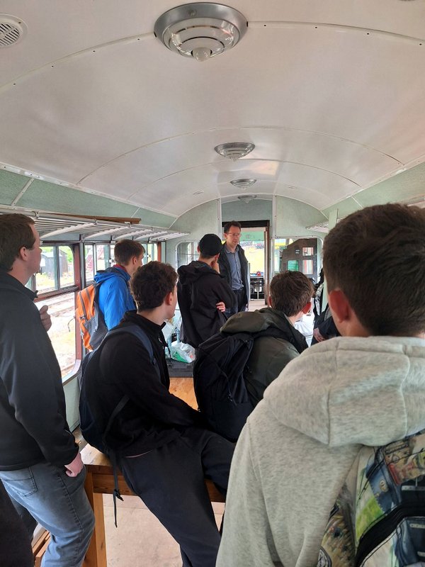 Class 100: Inside trailer car 56097