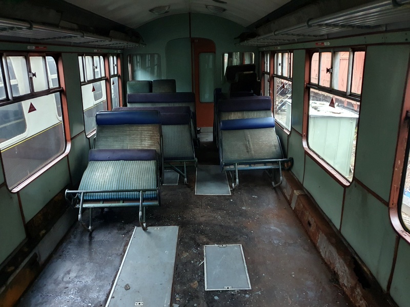 Class 110: Centre saloon of 51813