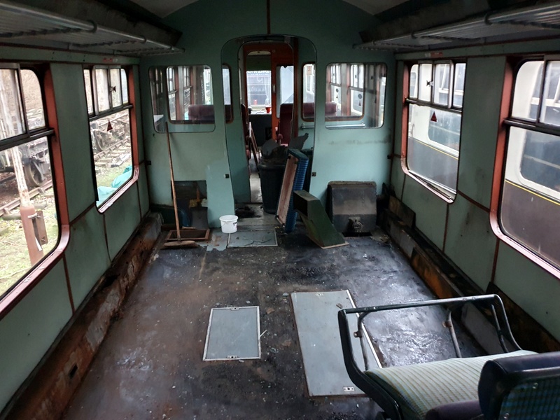 Class 110: Centre saloon of 51813