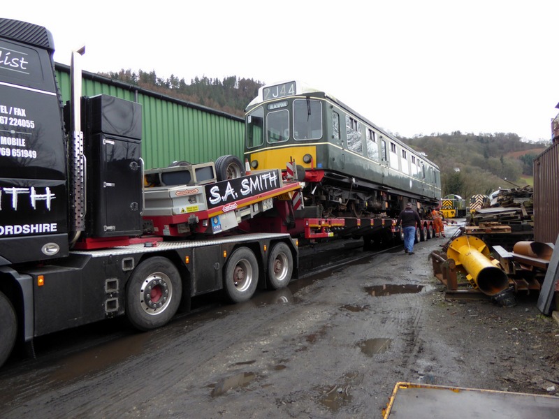 Class 110: DMBC No. 51813 arriving at Llangollen on 02/03/26