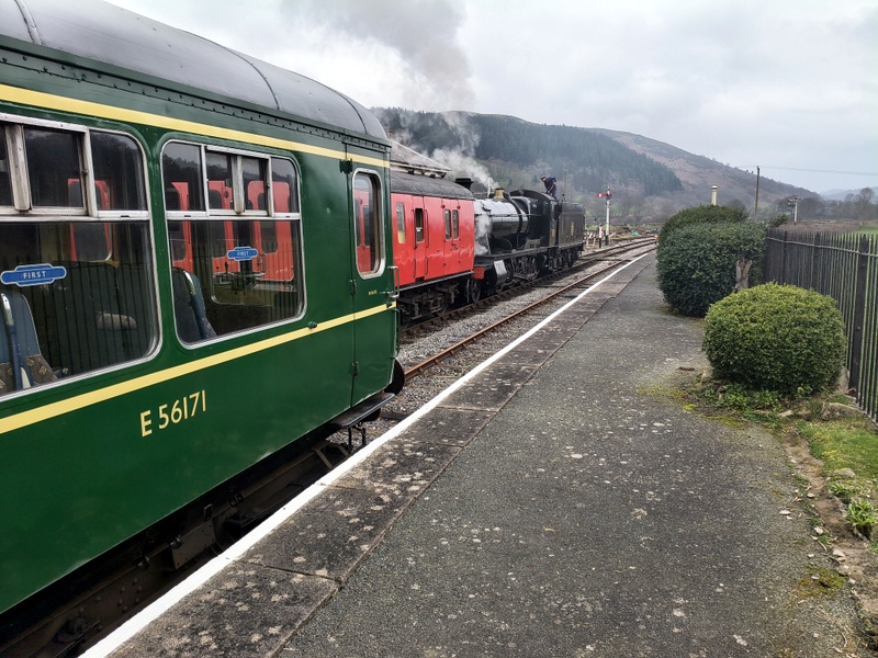 Wickham class 109 no. 56171 and steam locomotive no. 3802 at Carrog on 07/03/26