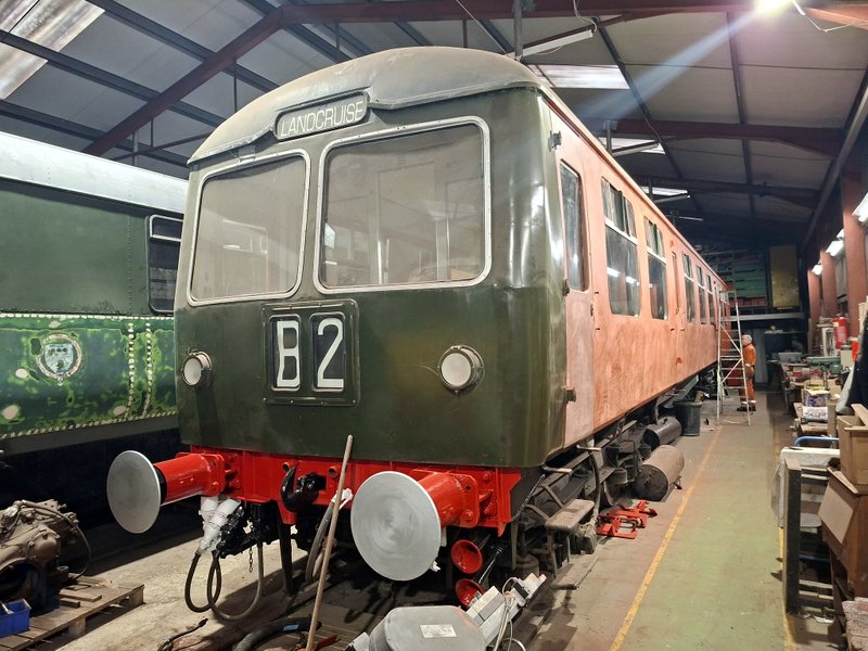 Class 105: Painted with primer on the driver's side