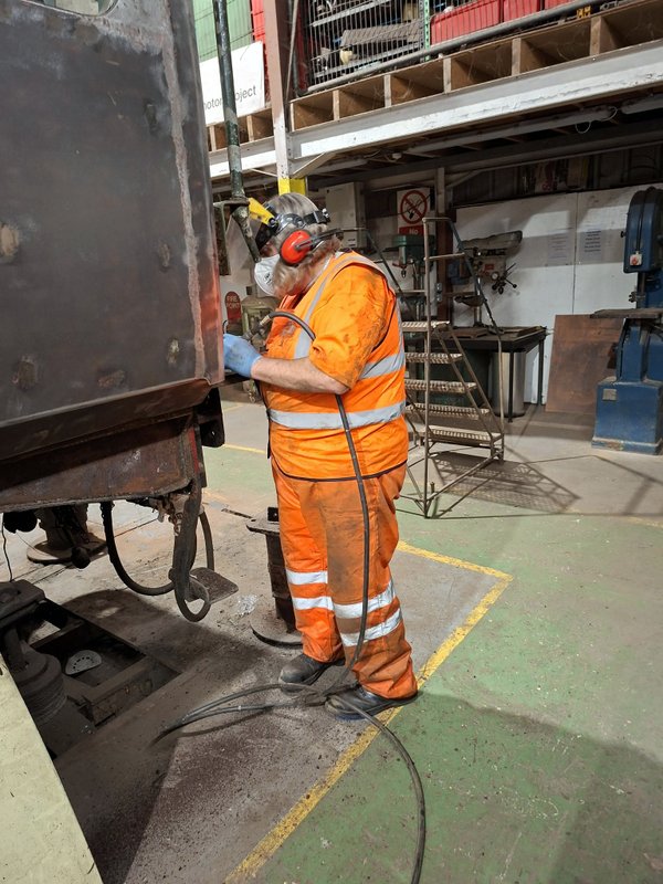 Class 105: Needle-gunning the back bufferbeam